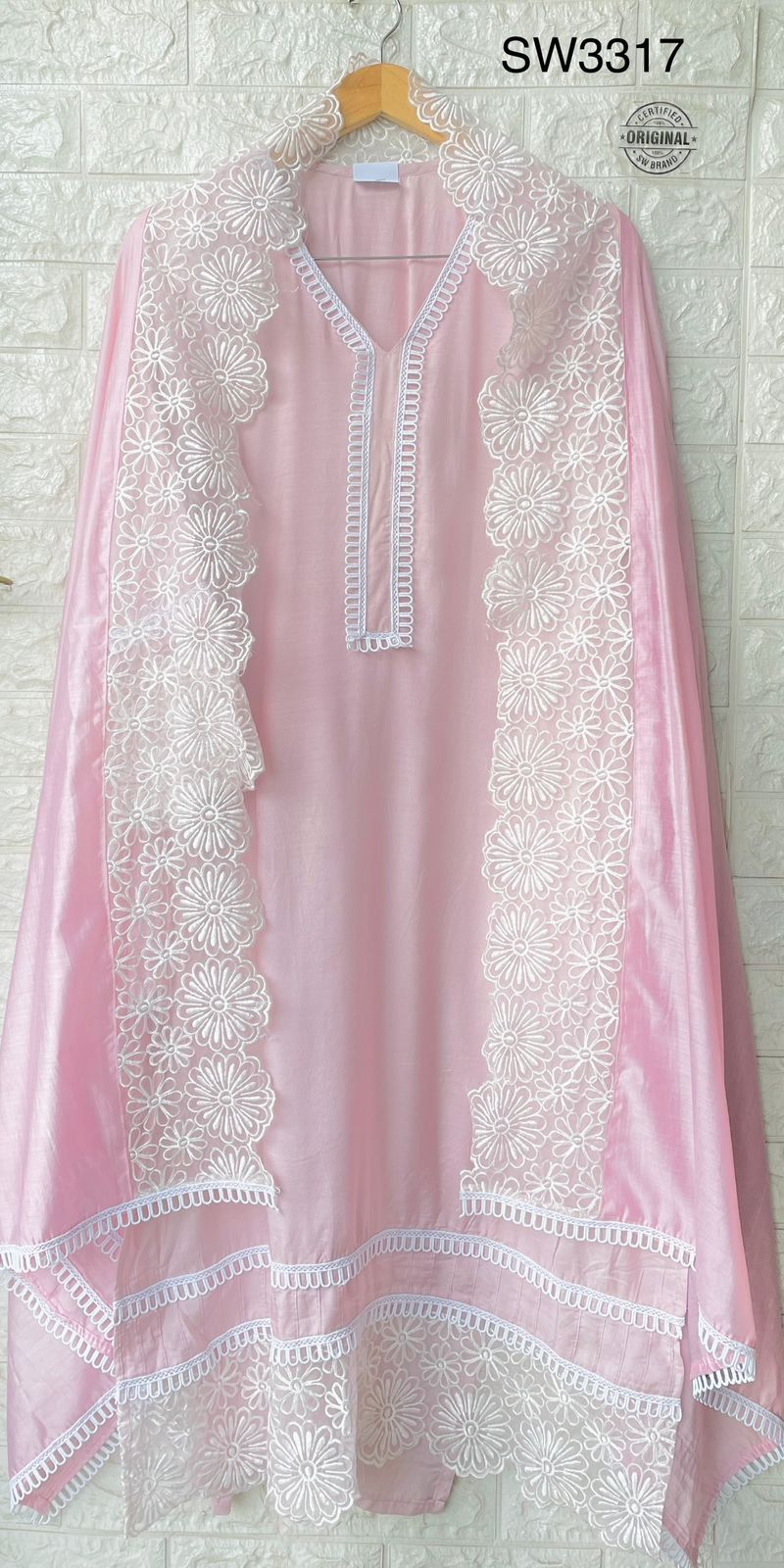 Pure Muslin With Elegant Lacework & Organza Embroidery Suit - The ...