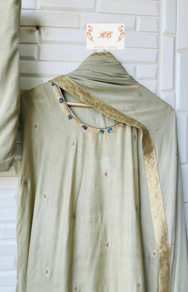 Silk Banarasi With Cut Dana Pearl Embroidery Suit - TIF 664