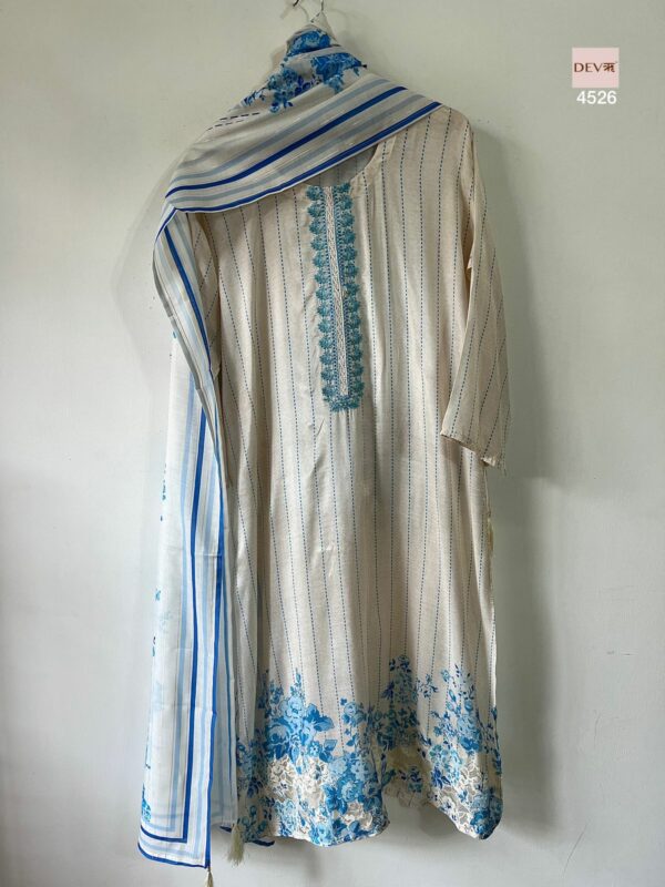 Pure Muslin Printed With Crochet Lacework Suit