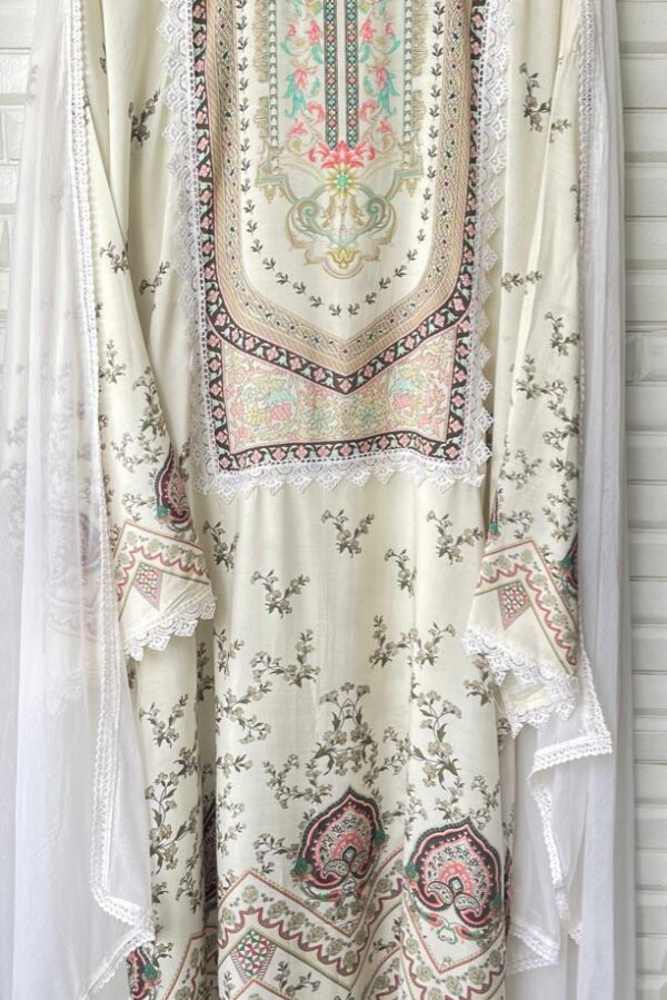 Fine Muslin Printed With Crochet Lace Suit