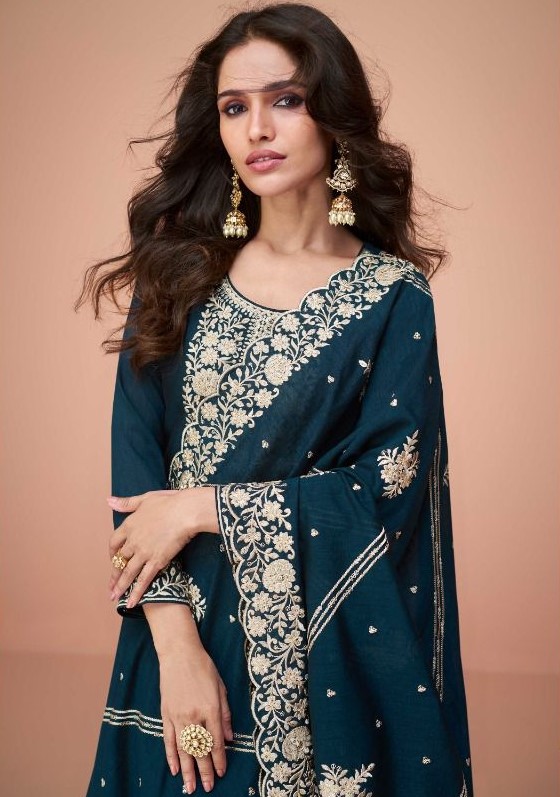 Aashirwad Benchmark 9713 - Premium Silk With Embroidery Suit