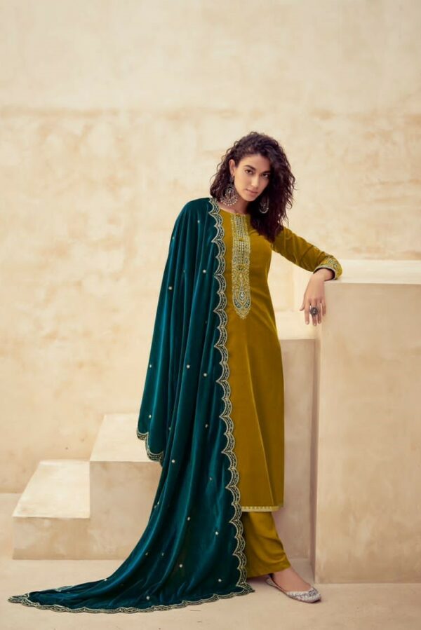 Mumtaz Guzarish 36004 - Pure Velvet With Designer Heavy Embroidery Suit