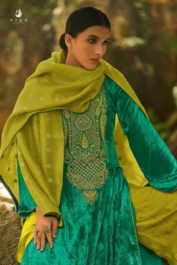 Aiqa Hasrat 8506 - Pure Velvet With Fancy Work Suit