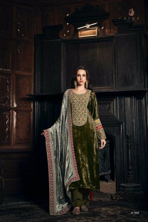 Aiqa Jannat e Zamir 1046 - Pure Velvet With Fancy Work Suit