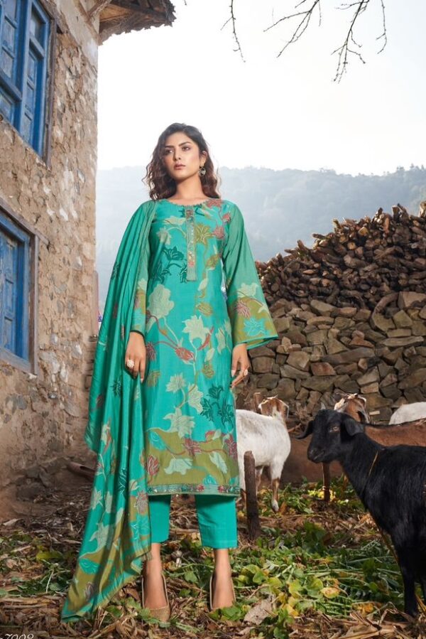 Mumtaz Noori 7004 - Pure Viscose Muslin Digital & Foil Print With Fancy Embroidery Work Suit