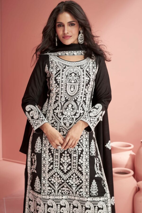 Aashirwad Ruhani 9904 - Premium Silk Embroidered Suit