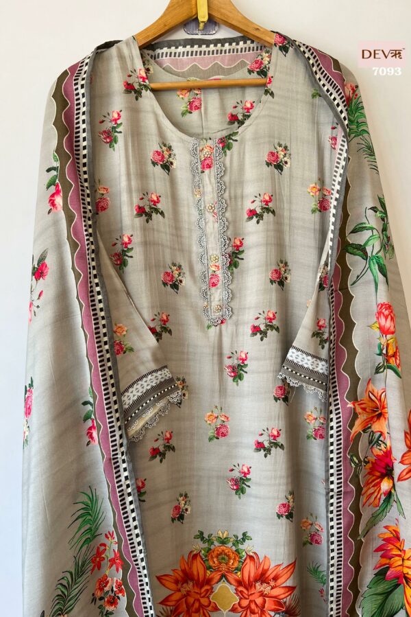 Pure Muslin Pakistani Digitally Printed With Lace Work Suit