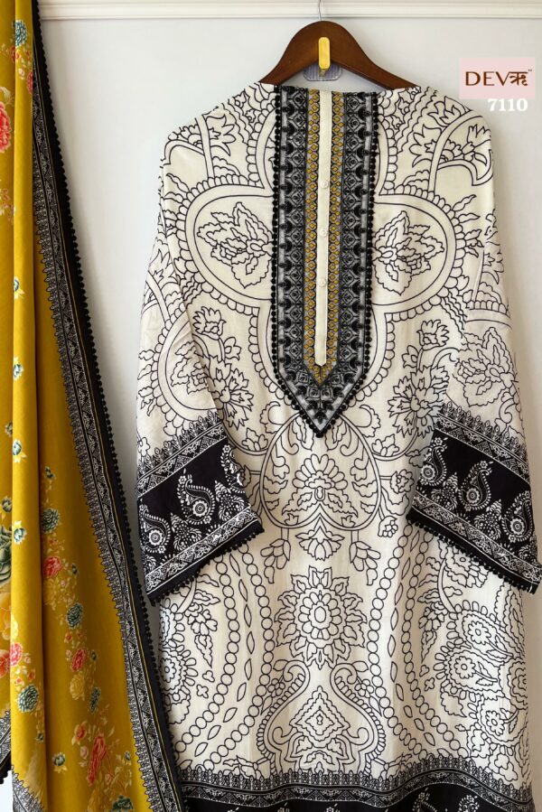 Pure Muslin Beautiful Digital Print & Neckline Work Suit