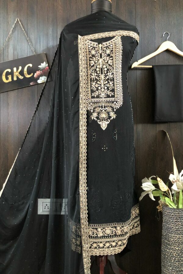 Beautiful Georgette Embroidery Suit