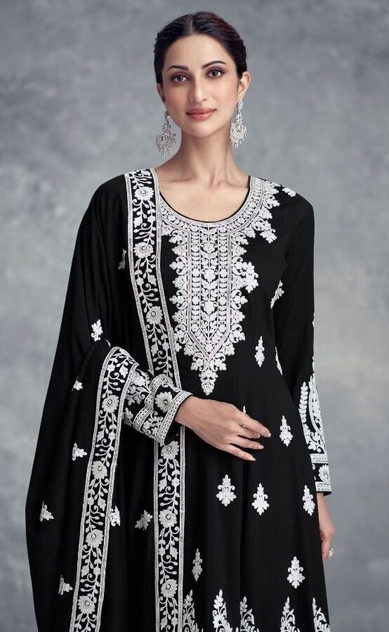 Gulkayra Farana - Real Chinon With Embroidery Stitched Dress