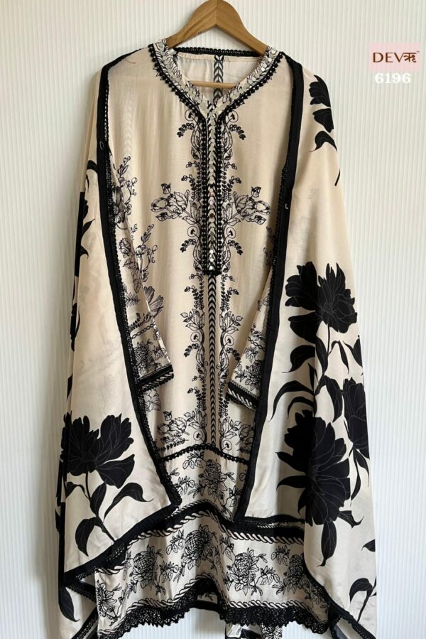 Kimora Tareef 9273 - Pure Muslin Resham Embroidered Suit