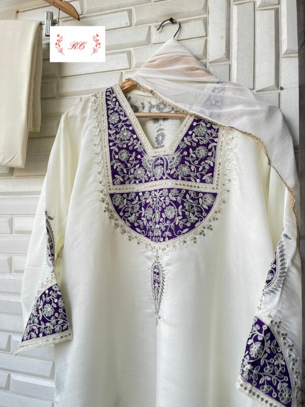 Muslin Printed With Pearl & Sequence Embroidery Suit