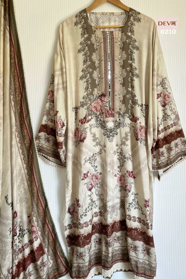 Pure Muslin Pakistani Printed With Beautiful Mirror & Laces Work Suit
