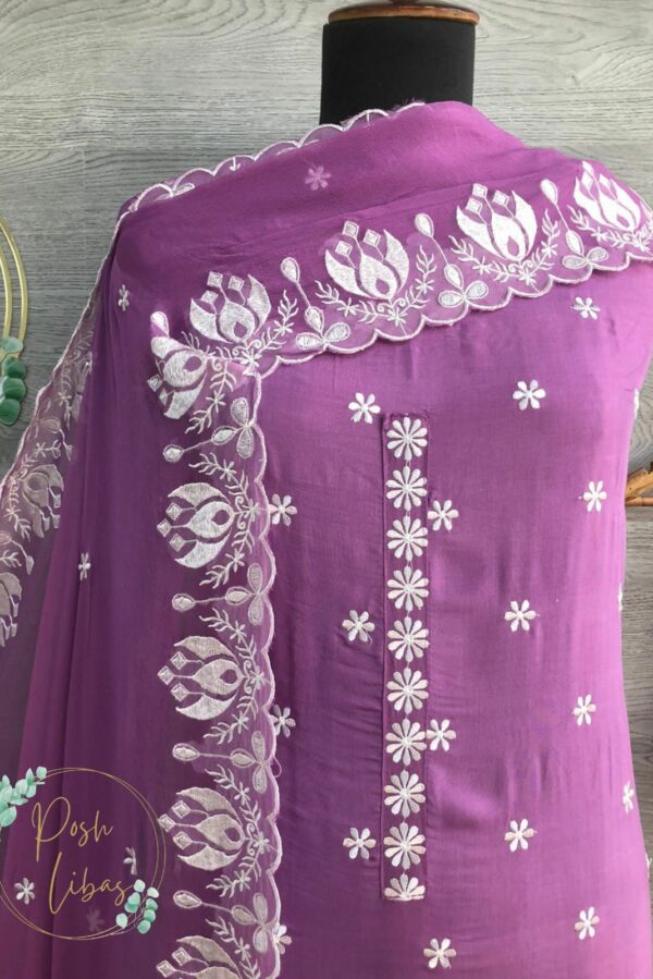 Beautiful Muslin With Thread Embroidery Suit