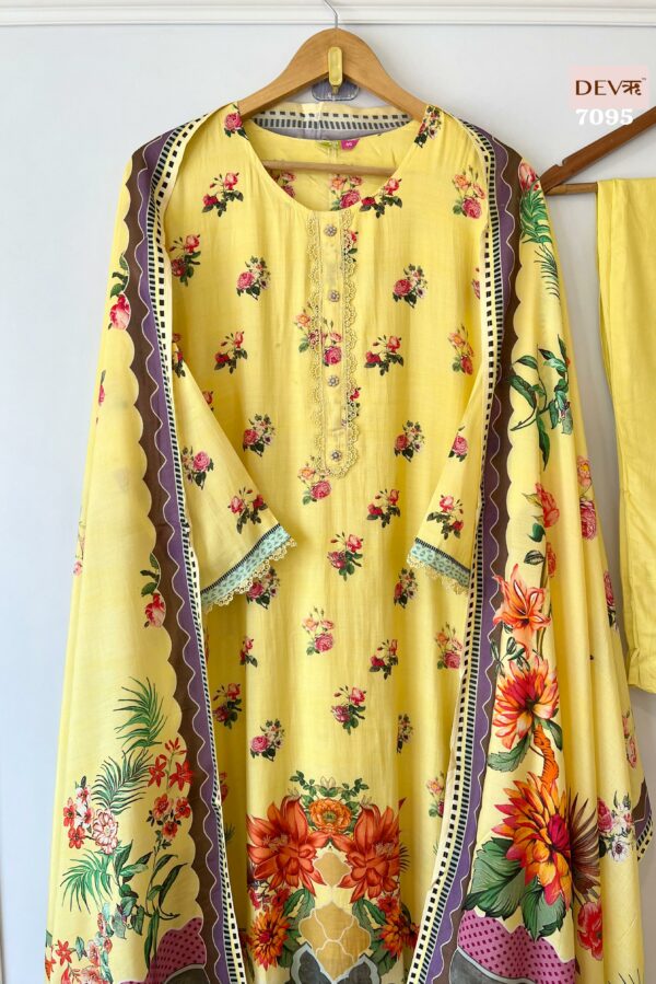 Pure Muslin Pakistani Digitally Printed With Lace Work Suit