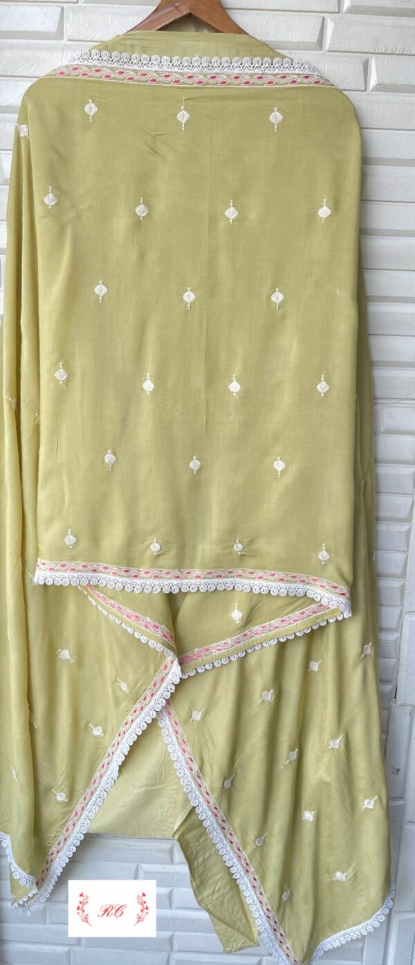 Muslin Printed With Resham Embroidery Suit
