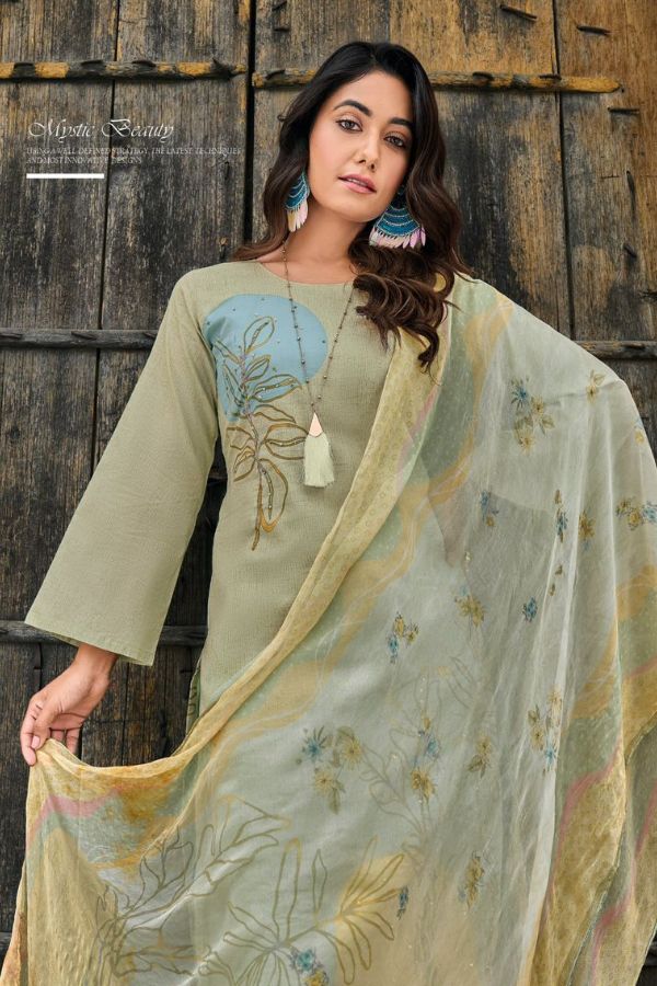 Rang Ariana 1004 - Pure Swiss Cotton Digital Printed With Handwork Suit